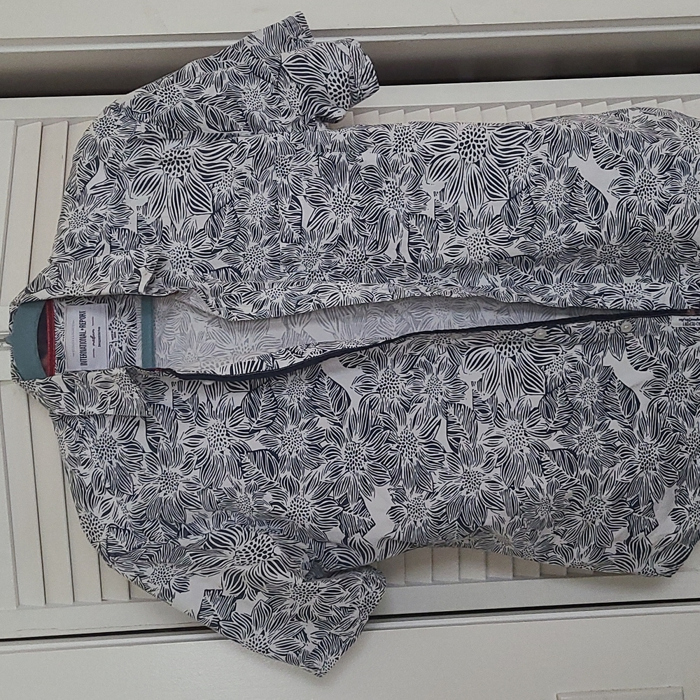 5 Stylish Boutique Button-Downs - image 5